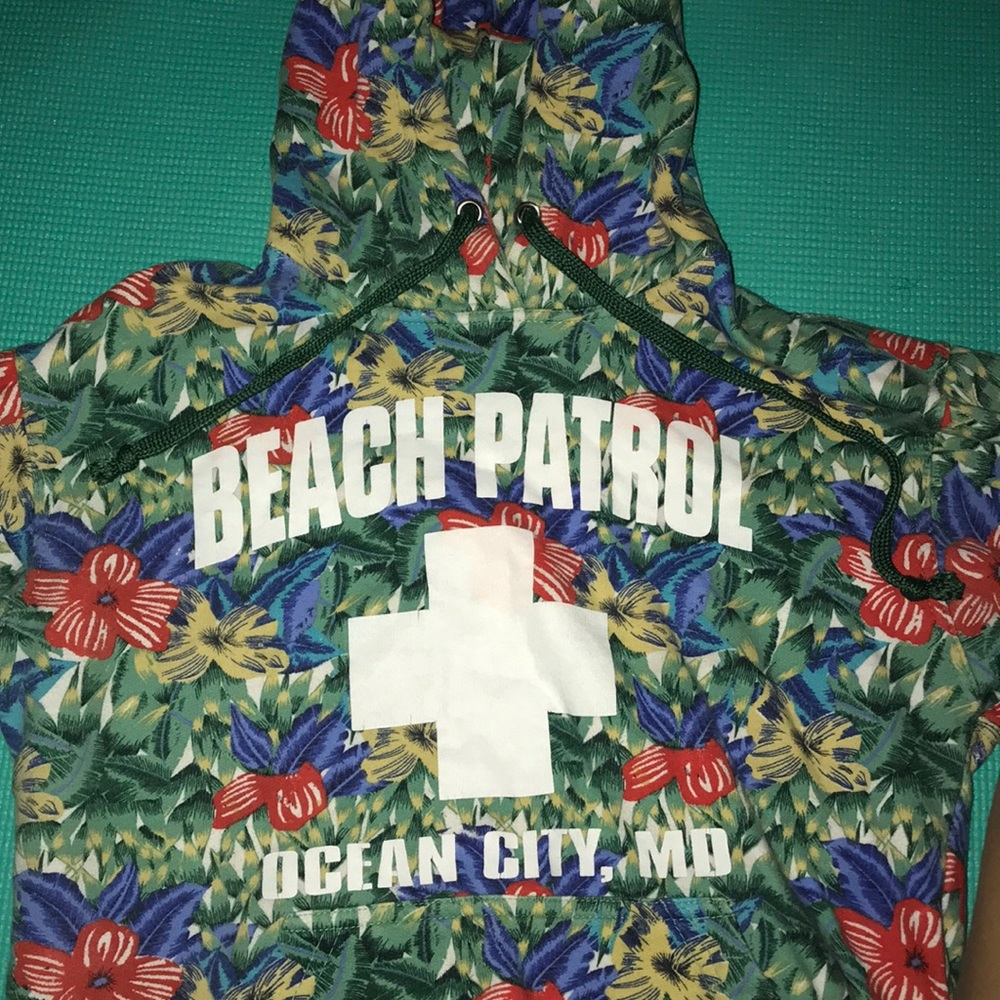 sweatshirt